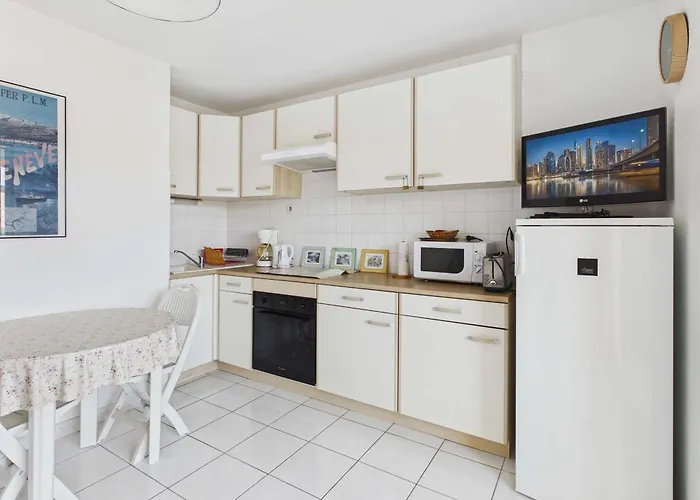 2 Pieces Avec Piscine Et Parking - Fr-1-326-478 Apartment Marseillan (Herault)